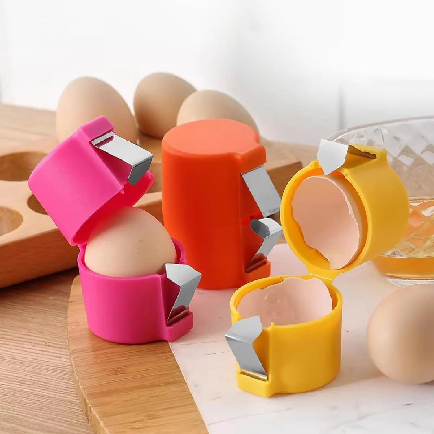 CrackMate™ – EggClean, Crack, Pour!